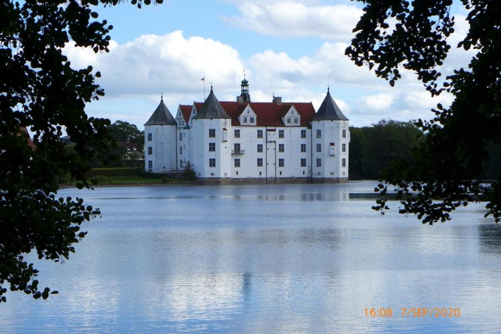 Hochwertige FEWO in 24960 Glücksburg/ Ostsee/Förde Sandwighof 26 7.Etage, 24960 Glücksburg