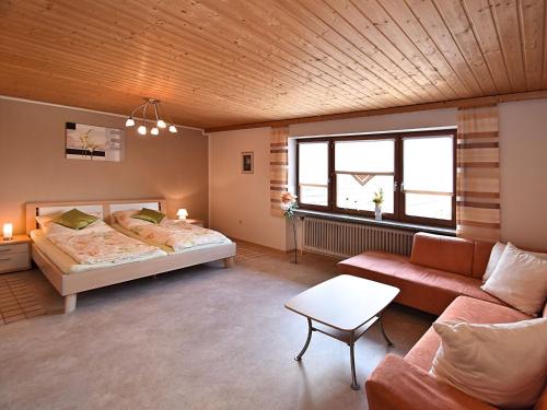 Holiday home on the first floor with private entrance and large garden