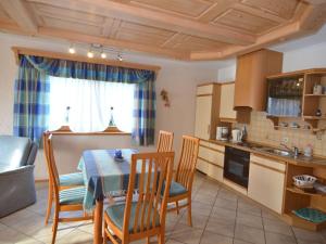 Holiday home with panoramic view and every convenience spa