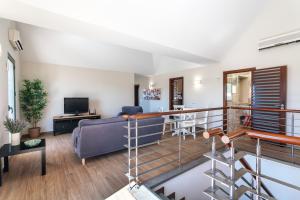 Holiday house in elite residential area of Faro