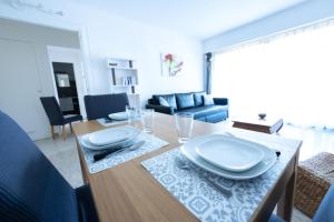 Holidays in cannes - appartement 2P - wifi - clim - parking