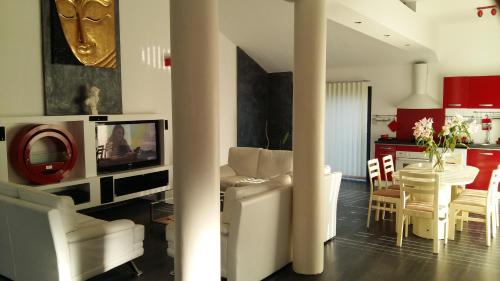 Holidays in Paris Loft design & atypique