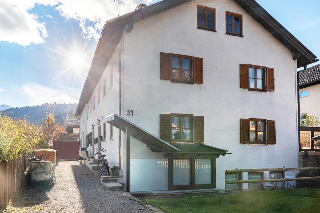 Appartement Höllental 51 Höllentalstraße 51 82467 Garmisch-Partenkirchen