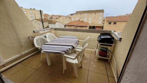 Hollywood E24 - T2 avec terrasse à 2 minutes de la plage
