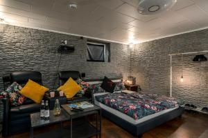Home Cinema Kassel with Netflix and Disney