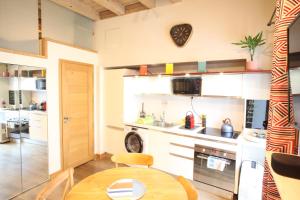 Appartement HOME SAVOIE - Le Cygne 18 Faubourg Sainte Claire 74000 Annecy Rhône-Alpes