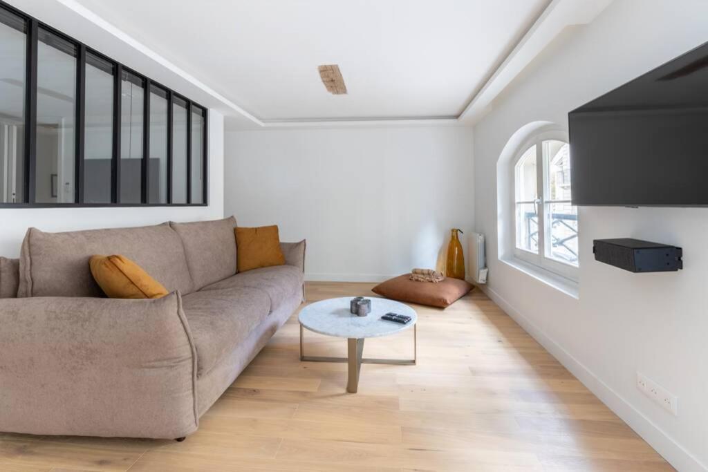 Appartement Home Suite Home Invalide/Palais Bourbon 6 Rue de Bourgogne 75007 Paris