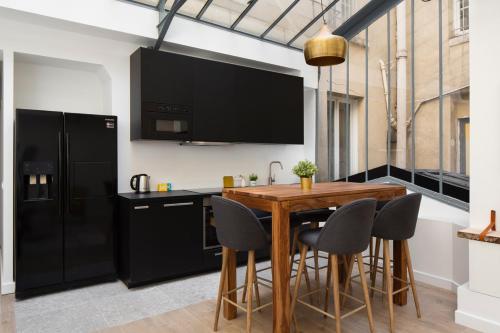 Home Suite Home Saint-Denis