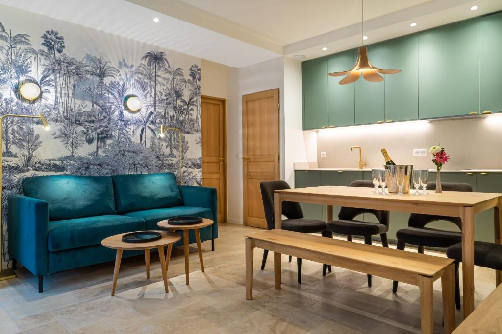 HOME Suites Apartment 5