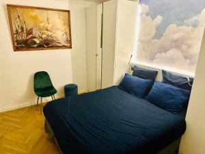 Home Sweet Home Champs de Mars