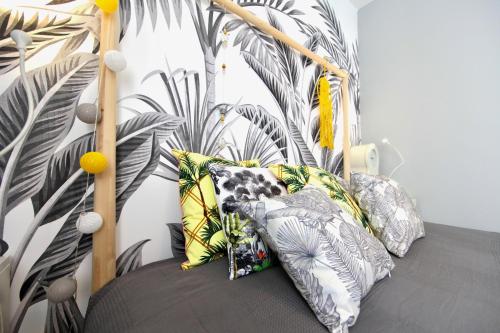 HomeBuddy' - Le cocon coloré - centre ville - 50m de la gare