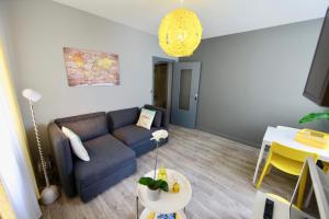 Appartement HomeBuddy' - Le cocon coloré - centre ville - 50m de la gare 4 Avenue de Chevéne 74000 Annecy Rhône-Alpes