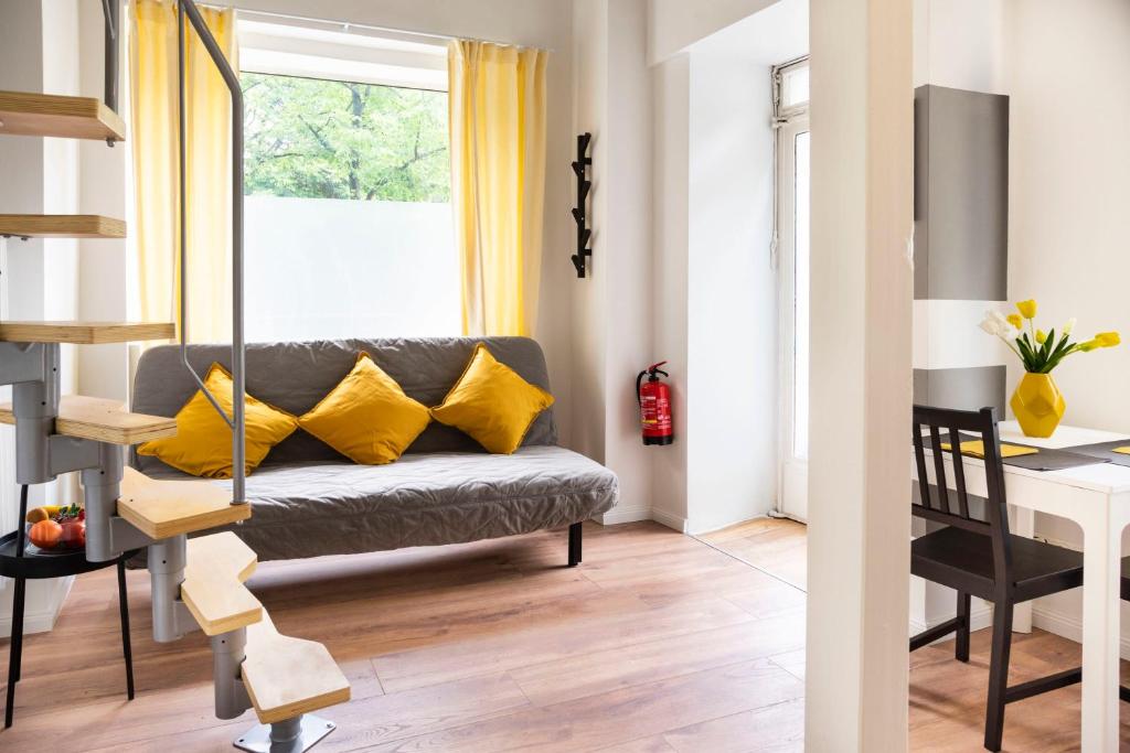 Homely loft style Apartment in Berlin Wilmersdorf Prinzregentenstraße 9, 10717 Berlin