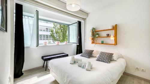 HOMEY CYCY - NEW / Free Parking / Hyper-centre / Proche Genève