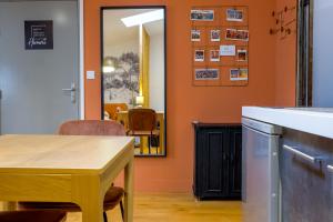 Appartement HONORÊ - Suite Terracotta Étage 6 8 Rue de la Poulaillerie 69002 Lyon Rhône-Alpes