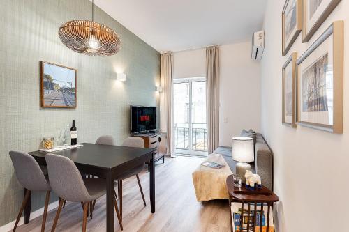 Hopstays Oporto Bridges - Downtown Apartment