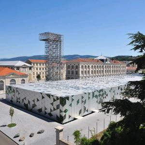 Hôte Stéphanois T2 parking& borne électrique