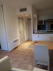 Appartement Hotel Albatros 1000 Chemin des Plaines 06370 Mouans-Sartoux Provence-Alpes-Côte d\'Azur