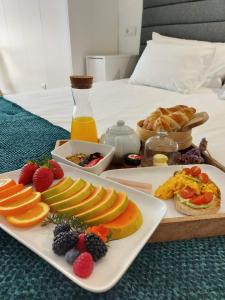 HOTEL S - ALOJAMENTO LOCAL