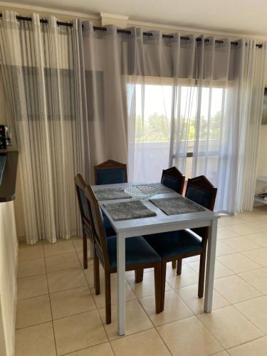 House Amendoeiras
