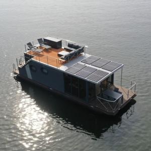 Houseboat One Hausboot Campi 400