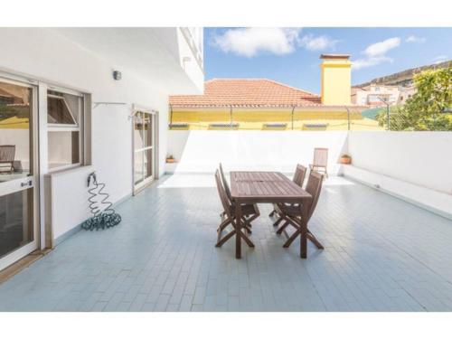 HOUZE_Flat near the beach with terrace