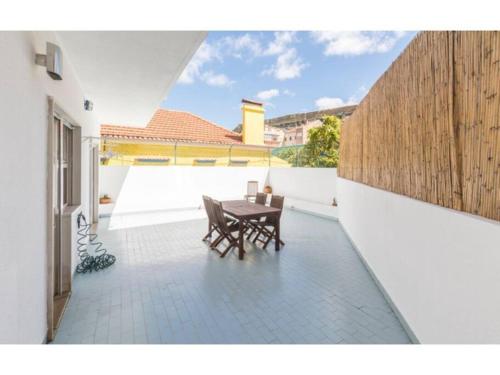 HOUZE_Flat near the beach with terrace