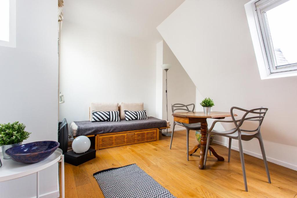 Appartement HSH Studio Saint Germain 38 Boulevard Saint-Germain 75005 Paris