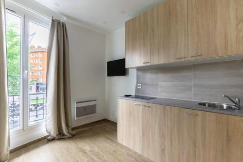 HSH Super Studio Batignolle Bessières