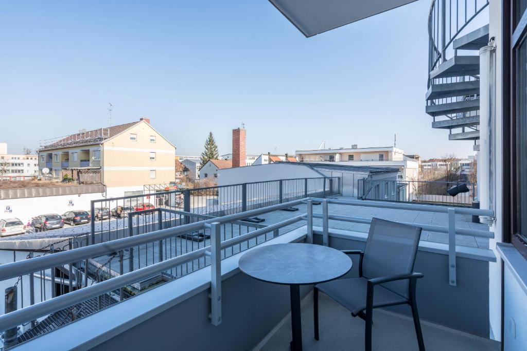 Appartement Huber Living Single Plus 305 Bahnhofplatz 8 82110 Germering