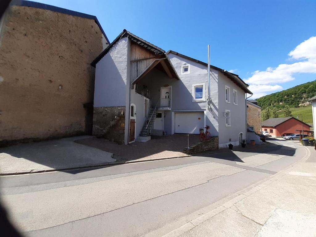 Appartement Huettis-Ferienwohnung Moselstrasse 43 54441 Wellen