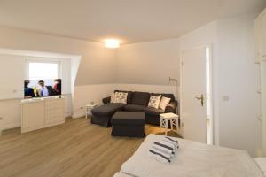Hüs Auert Tharep, Wohnung 2