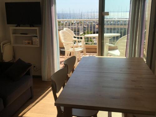 Appartement Hyères, 2 pièces, 4 personnes - FR-1-335-150 Hyères france