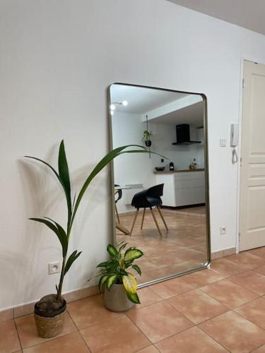 Hyeres, place Massillon. App tout confort