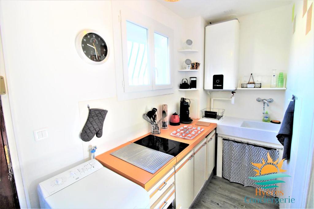 Appartement Hyères-plage Studio cabine-L'ayguade 5 Rue Alphonse Daudet 83400 Hyères