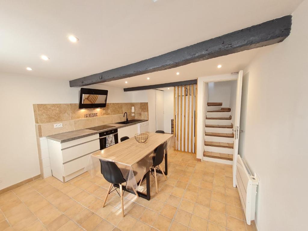 Hyper Centre de Nevers - Appartement *Les Cèdres* 58000 Nevers