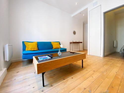 HYPERCENTRE 2 : appartement équipé et meublé