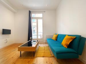 HYPERCENTRE 2 : appartement équipé et meublé