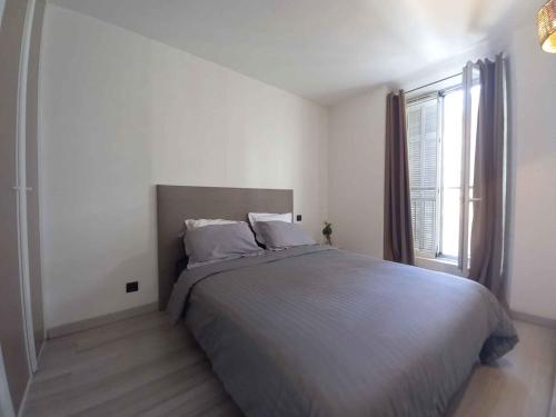 Appartement APPARTEMENT HYPERCENTRE MODERNE 2 CHAMBRES 152 Rue d'Antibes Cannes