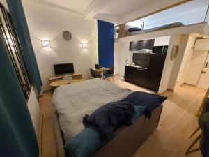 Appartement Hypercentre - Studio rénové pour 4 Pers 26 Rue Maréchal Joffre 13300 Salon-de-Provence Provence-Alpes-Côte d\'Azur