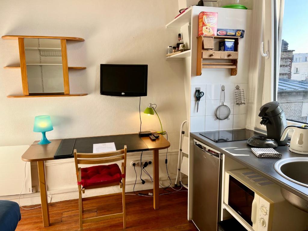 HYPERCENTRE VESLE - Studette 1 ETAGE 4 124 Rue de Vesle, 51100 Reims