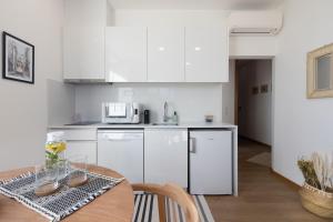 iCHILL Riverfront Avenida 13 - Your Boho Flat