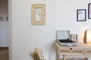 iCHILL Riverfront Avenida 13 - Your Boho Flat