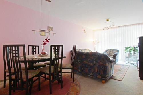 ID 4301 | Private Apartment