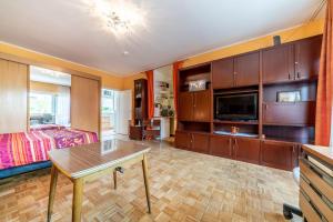 ID 4576 - Private Apartment