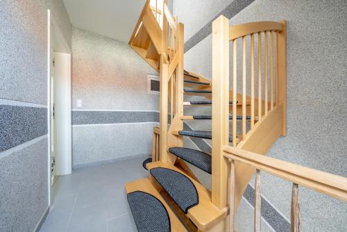 ID 5263 - Private Apartment