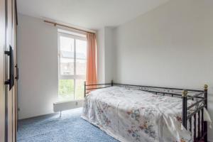 ID 6350 | Private Apartment