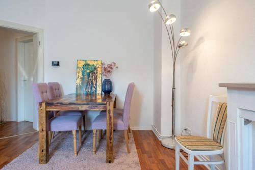 ID 6410 | Private Apartment