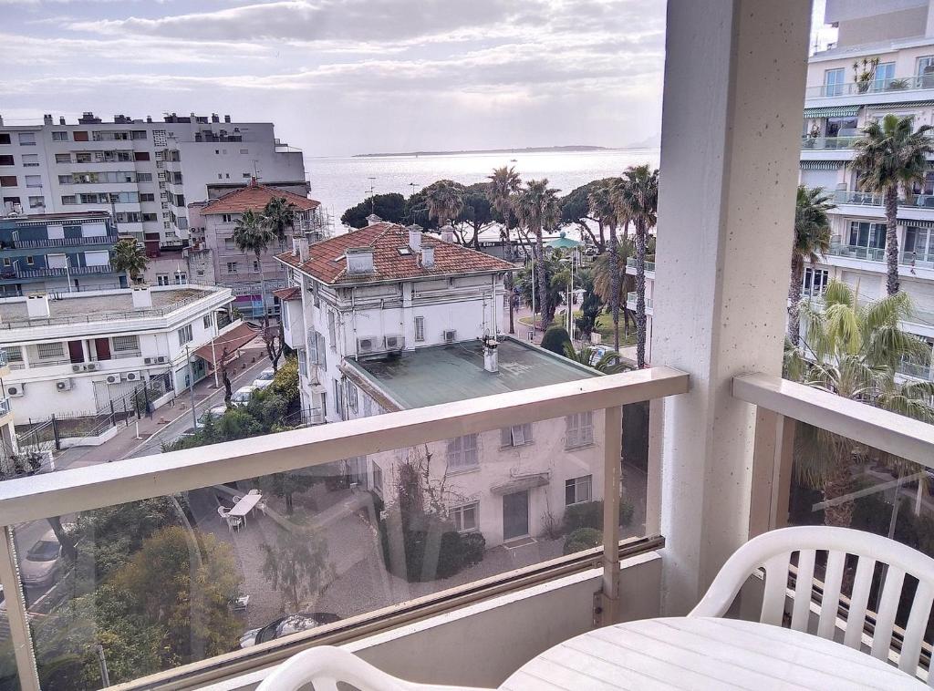 ID 6558 | Private Apartment