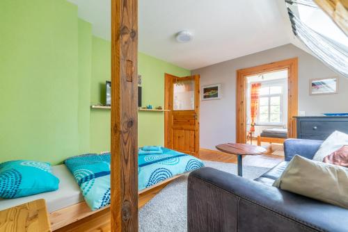 ID 6629 | Private Apartment